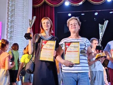 Библиотечные коллективы стали лауреатами конкурса «Серебряный софит»