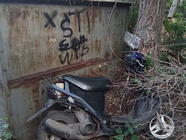 Несовершеннолетние угнали скутеры в Копейске, чтобы "покататься"