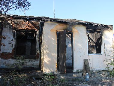 После пожара в Старокамышинске семье нужна помощь горожан