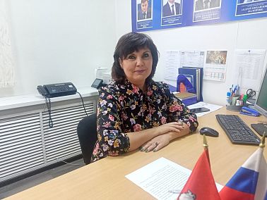 Руководитель депутатского центра «Единой России» Инесса Троттно: «Победа будет за нами!»