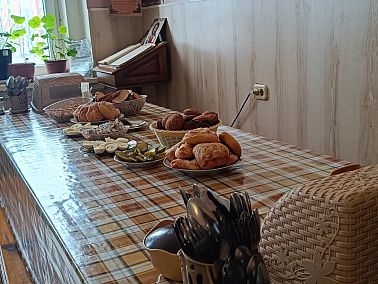 В Копейске при храме открылась столовая для пожилых людей