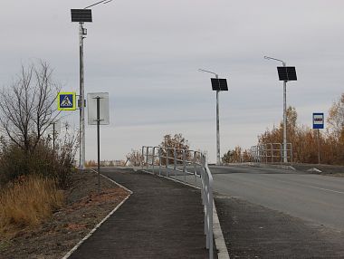 В Копейске завершается установка остановочных комплексов