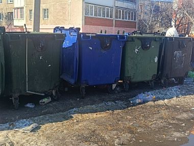 В Копейске разбираются с проблемой вывоза мусора