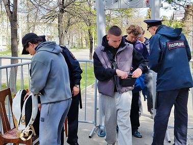 Правоохранители обеспечили безопасность традиционной майской эстафеты в Копейске