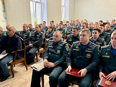 Сотрудники МЧС Копейска подвели итоги работы за 2025 год