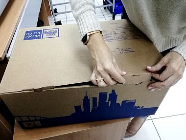 В период новогодних праздников жители Челябинской области активно отправляли и получали посылки с подарками