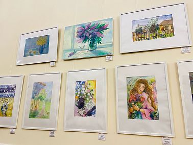 Работы копейских художников представлены на выставке в Челябинске
