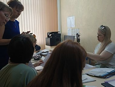 В Копейске готовят школы к открытию летних лагерей