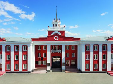 Уверенно навстречу новому