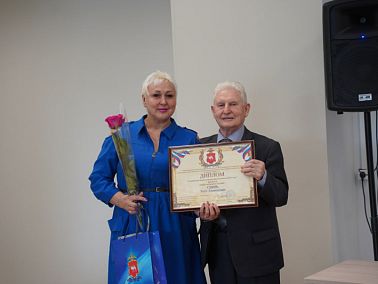 Председатель совета ветеранов Копейска Рита Свирь признана лучшим наставником-консультантом области