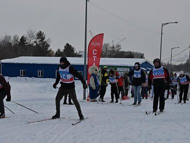 Копейские педагоги встали на лыжи