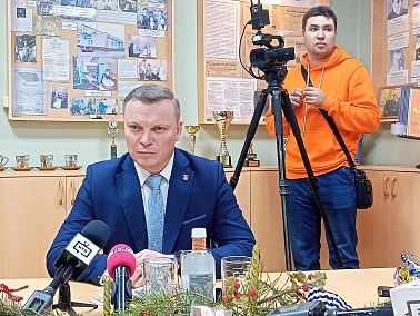 Глава города назвал дату сдачи канализационного коллектора поселка Вахрушево