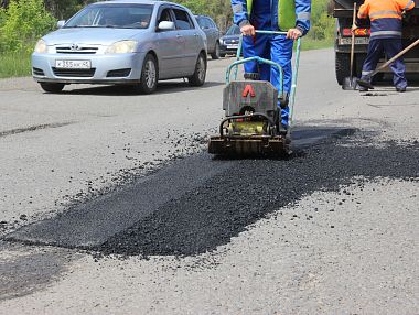 В Копейске ремонтируют дороги 