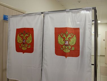 Копейчане активно участвуют в голосовании на избирательных участках