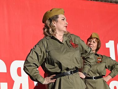 Копейск хором исполнил песню «День Победы»