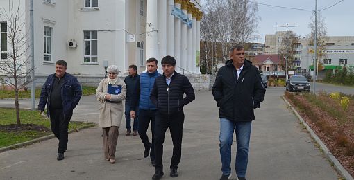 «Единая Россия» проверила объекты городской инфраструктуры в Симе, Миньяре и Аше