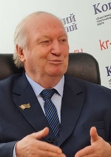 Городские акценты. Александр Жимоедов, Народный учитель, Почетный гражданин Копейска