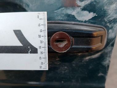 В Копейске полицейские предотвратили попытку угона автомобиля