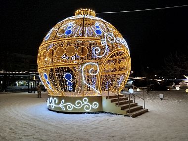 В Копейске обустраивают новогодние городки