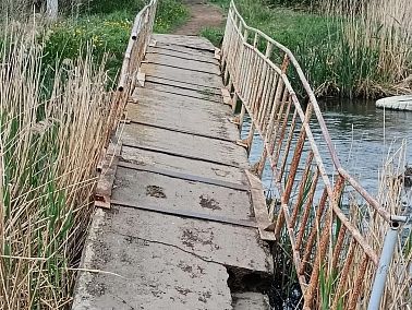 В Копейске продолжается ремонт аварийного моста