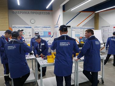 Четыре десятка малых и средних компаний Южного Урала освоили бережливые технологии на «Фабрике процессов»