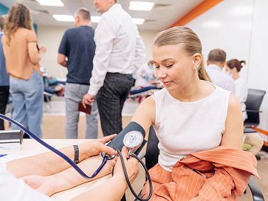 Челябинцы написали первый тотальный диктант по донорству