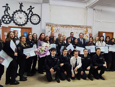 В Копейском политехническом колледже вручили дипломы будущим правоохранителям