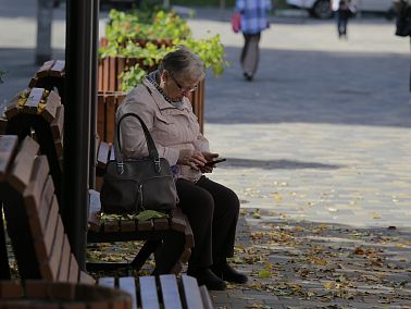 Южноуральские пенсионеры получат выплаты ко Дню пожилого человека