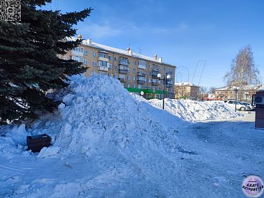 Демонтаж ледовых городков  в  Копейске продолжается