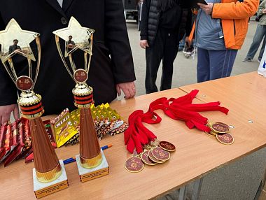 Жители Карталинского района приняли участие в эстафете, посвящённой первому мая