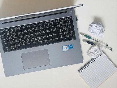 Почему файлы скачиваются медленно, хотя скорость интернета по тесту высокая