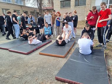 Состоялся спортивный праздник для студентов Копейского политехнического колледжа имени С.В. Хохрякова