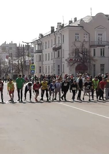 Городские акценты: Традиционная легкоатлетическая эстафета и велогонка на призы администрации г. Копейска и газеты «Копейский рабочий»