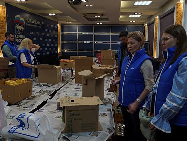 Челябинские единороссы приняли участие во Всероссийской акции «Подарок Ветерану»
