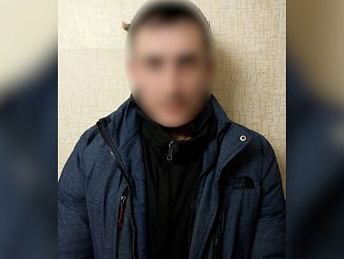 В Копейске задержали мужчину, стрелявшего по автомобилям из пневматического пистолета