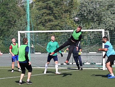 Команда дяди Феди вышла в лидеры чемпионата Копейска