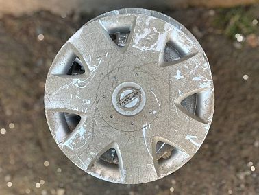 Копейские полицейские вернули украденные колпаки владельцу