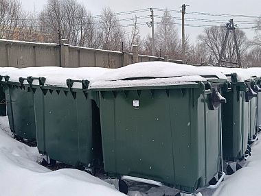 В Копейске обновили парк контейнеров для сбора ТКО