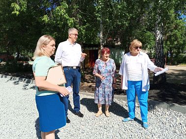 Глава Копейска проверила реализацию проектов инициативного бюджетирования
