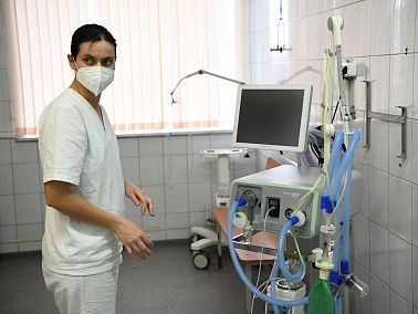 Еткульская больница получила новое оборудование для борьбы с коронавирусом