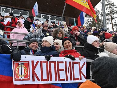 Скажи, болельщик, в чём твоя сила? В слове!