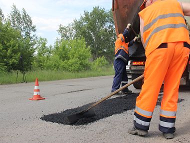В Копейске продолжается масштабный дорожный ремонт
