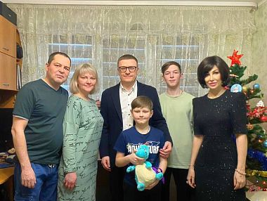 Губернатор побывал в гостях у семьи из Магнитогорска
